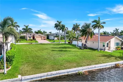 2834 SW 30th St, Cape Coral, FL 33914 - Photo 7