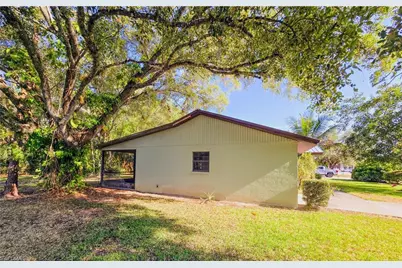 75 Hardee St, Labelle, FL 33935 - Photo 3