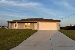 7002 Waldo Cir, Labelle, FL 33935 - Photo 1