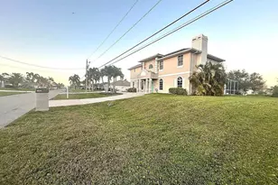 1931 SW 17th Pl, Cape Coral, FL 33991 - Photo 23