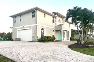 1931 SW 17th Pl, Cape Coral, FL 33991 - Photo 19