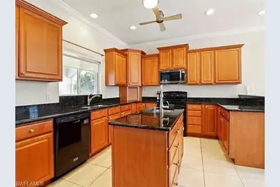 1931 SW 17th Pl, Cape Coral, FL 33991 - Photo 3