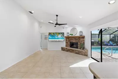 1231 Westfield Dr, Fort Myers, FL 33919 - Photo 15