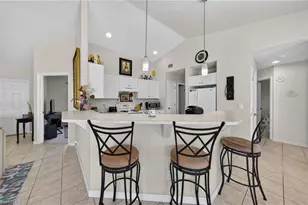2613 SW 27th St, Cape Coral, FL 33914 - Photo 7