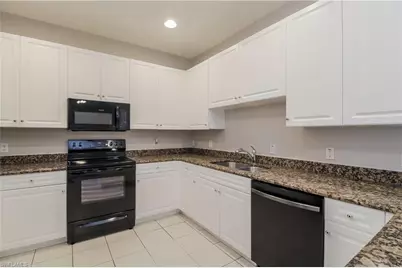 1013 SW 33rd St, Cape Coral, FL 33914 - Photo 5