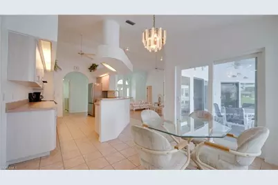 3902 SE 13th Ave, Cape Coral, FL 33904 - Photo 13