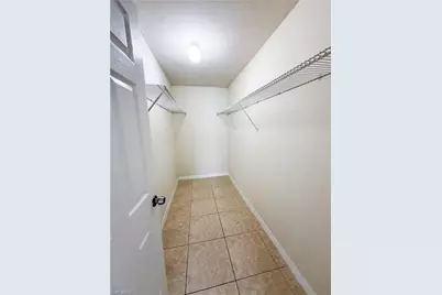 2602 24th St SW, Lehigh Acres, FL 33976 - Photo 9