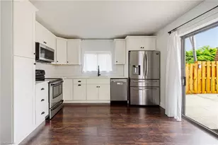1418 Park Shore Cir, Fort Myers, FL 33901 - Photo 3