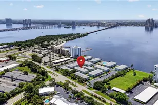 3340 N Key Dr, North Fort Myers, FL 33903 - Photo 5
