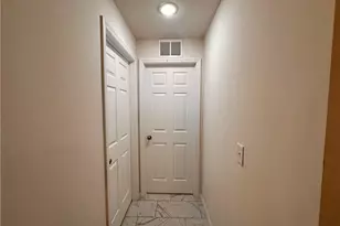 526-528 SE 4th Ter SE 4th Terrace, Cape Coral, FL 33990 - Photo 13