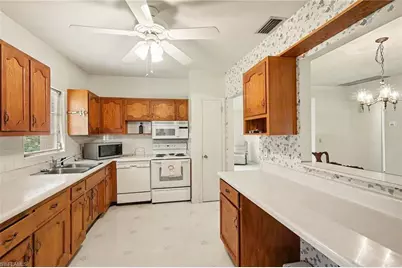 2148 Gorham Ave, Fort Myers, FL 33907 - Photo 9
