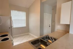 3636 Pine Oak Cir, Fort Myers, FL 33916 - Photo 27