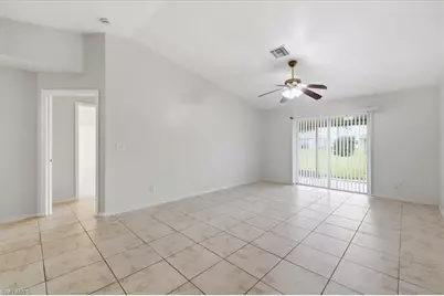 912 SE 6th Ct, Cape Coral, FL 33990 - Photo 17