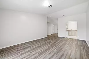 912 SE 6th Ct, Cape Coral, FL 33990 - Photo 31