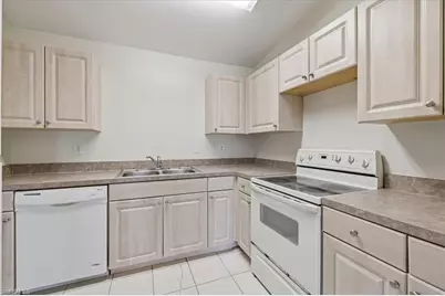 912 SE 6th Ct, Cape Coral, FL 33990 - Photo 29