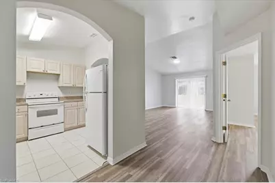 912 SE 6th Ct, Cape Coral, FL 33990 - Photo 27