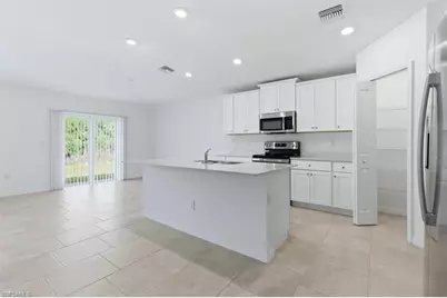 3911 Treasure Oak Way, Fort Myers, FL 33905 - Photo 7