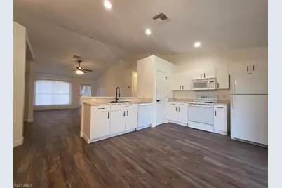 237 Rue Labonne Rd, Fort Myers, FL 33913 - Photo 5