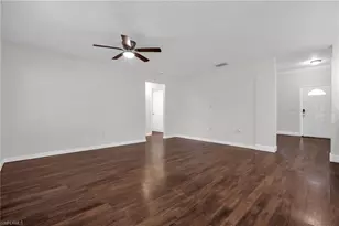 1090 Parnell Ct, Deltona, FL 32738 - Photo 9