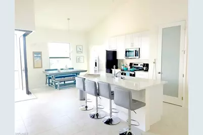 2742 NW 10th St, Cape Coral, FL 33993 - Photo 5