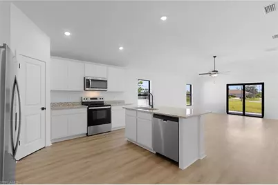252 Lunette St, Fort Myers, FL 33913 - Photo 5