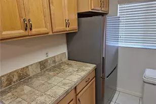 830 SW 48th Terrace, Cape Coral, FL 33914 - Photo 5