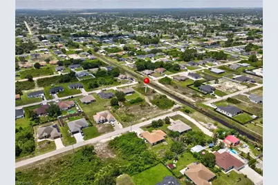 2718 25th St SW, Lehigh Acres, FL 33976 - Photo 3