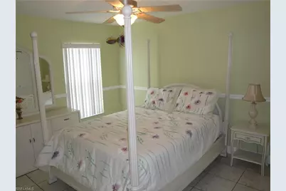 301 SE 1st St, Cape Coral, FL 33990 - Photo 17