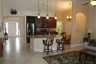 301 SE 1st St, Cape Coral, FL 33990 - Photo 5