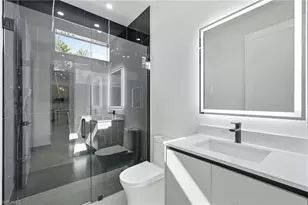 6 NW 9th St, Cape Coral, FL 33993 - Photo 19