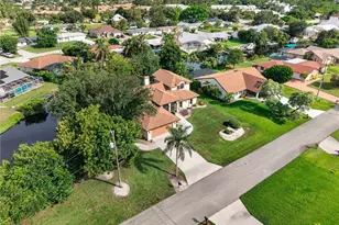 6090 Anchorline Ct, North Fort Myers, FL 33917 - Photo 3