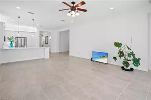 11536 Foxbriar Ln, Fort Myers, FL 33913 - Photo 17