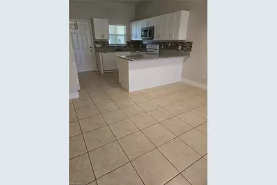 1617 SW 33rd Ter, Cape Coral, FL 33914 - Photo 5
