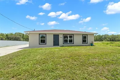 8008 Spice Ct, Labelle, FL 33935 - Photo 3