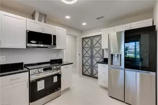 94 Gold Key Ct, North Fort Myers, FL 33917 - Photo 11