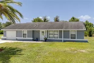8484 Cypress Dr N, Fort Myers, FL 33967 - Photo 1