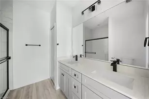 528 SE 6th St, Cape Coral, FL 33990 - Photo 17