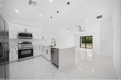 668 Chemstrand St E, Lehigh Acres, FL 33974 - Photo 3