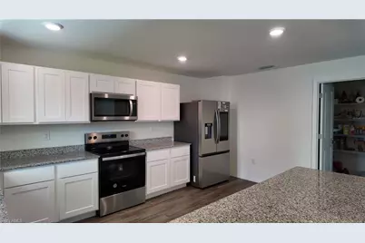 10000 Antler St, Port Charlotte, FL 33981 - Photo 9