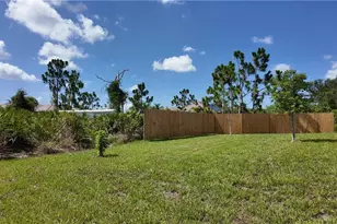 10000 Antler St, Port Charlotte, FL 33981 - Photo 33