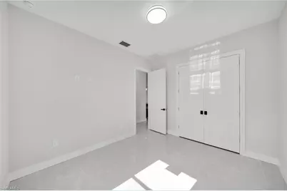216 NE 25th Ter, Cape Coral, FL 33909 - Photo 27