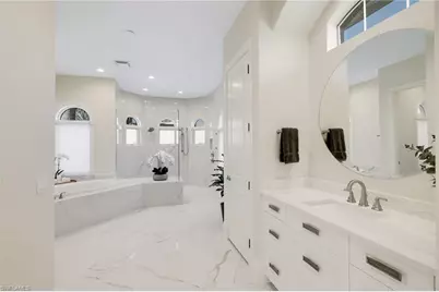 18341 Vicenza Way, Miromar Lakes, FL 33913 - Photo 31