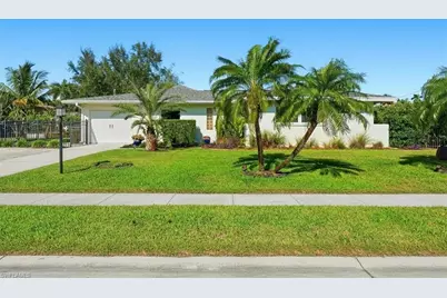 1023 El Valle Ave, Fort Myers, FL 33919 - Photo 1