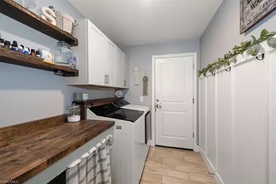 4008 NE 22nd Pl, Cape Coral, FL 33909 - Photo 19