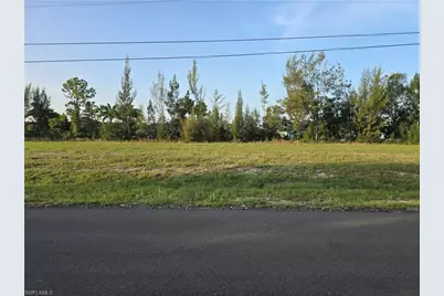 2124 NE 35th Ln, Cape Coral, FL 33909 - Photo 1