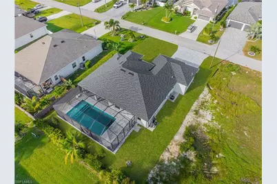 821 NW 37th Pl, Cape Coral, FL 33993 - Photo 43