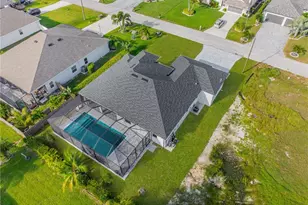 821 NW 37th Pl, Cape Coral, FL 33993 - Photo 43