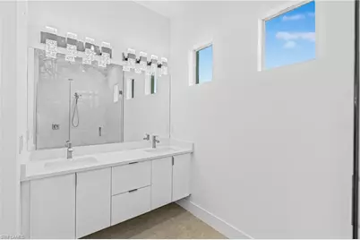 821 NW 37th Pl, Cape Coral, FL 33993 - Photo 25