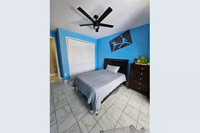 915 Barbara Ct, Lehigh Acres, FL 33974 - Photo 13