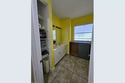 915 Barbara Ct, Lehigh Acres, FL 33974 - Photo 21